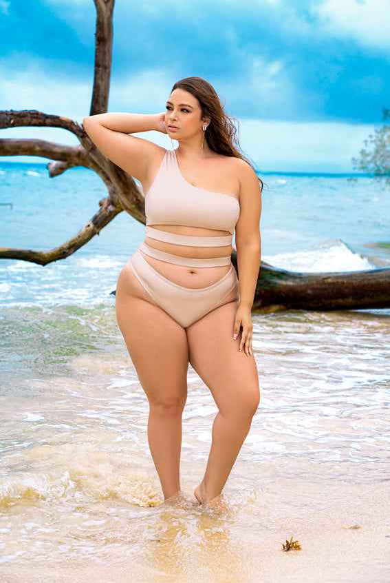 CT Lingerie Cora Shimmery Plus Size Swimsuit - Stylish & Sexy
